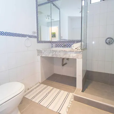 Ocean View Апартаменты *